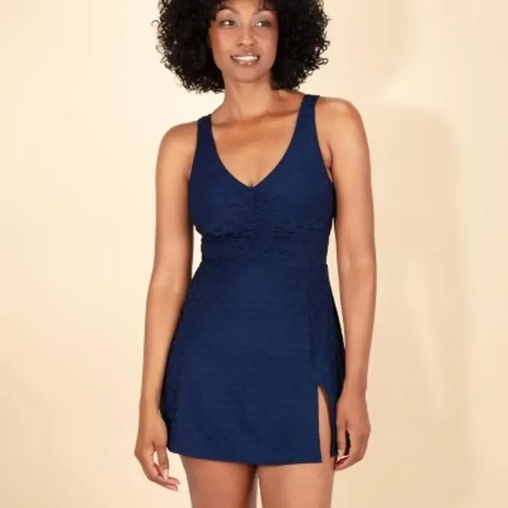 Lands End Women's Shirred Jacquard Full Coverage Swim Dress Size Medium